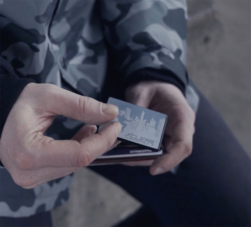 The XCLEAR Nano-Suction Mount.